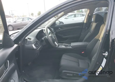 2018 Honda Accord Ex z USA, uszkodzony, nr VIN 1HGCV1F49JA135747